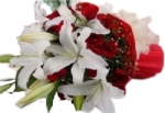 BOUQUET OF LILIES AND ROSES