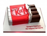 Kit Kat Cake