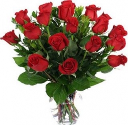 18 Red Rose In Vase