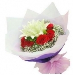 Roses N Lily Delight